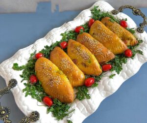 پیراشکی قارچ و گوشت